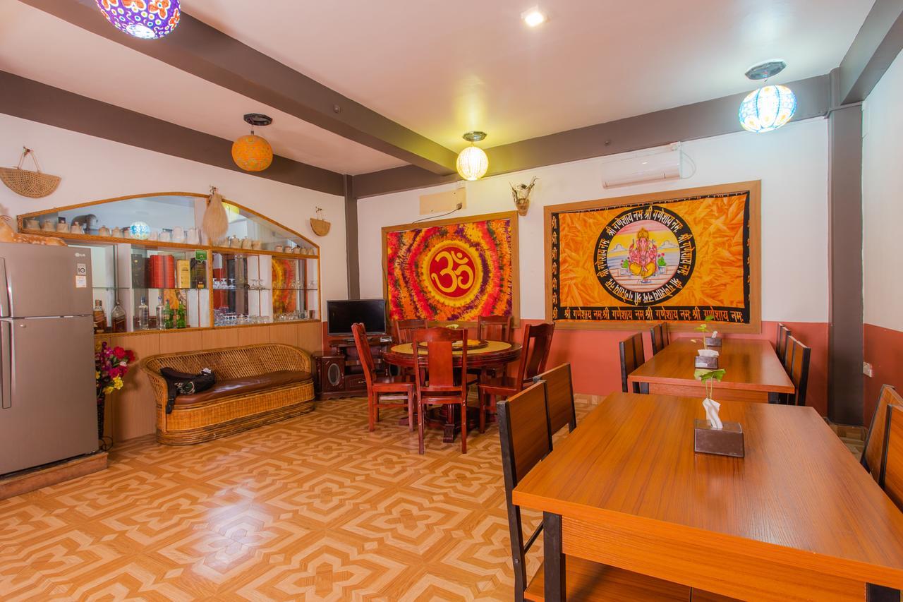 Silver Sky Hotel Pokhara Exterior foto
