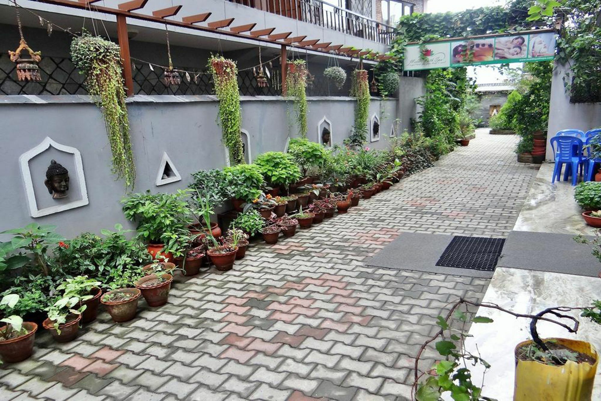 Silver Sky Hotel Pokhara Exterior foto